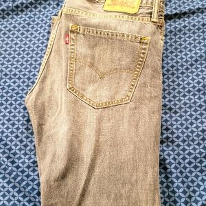 Levi jeans